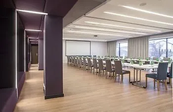 Mhotel